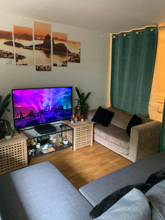 Garden Beautiful Cozy Flat , Recent Decorated. Appartement Londen Buitenkant foto
